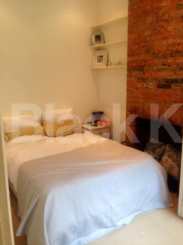 			LET , 2 Bedroom, 1 bath, 1 reception Apartment			 Gauden Road, Clapham North 